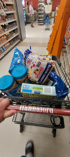 Grocery Store «Hannaford Supermarket», reviews and photos, 201 John E Devine Dr, Manchester, NH 03103, USA