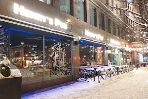 Henry's Pub Helsinki image