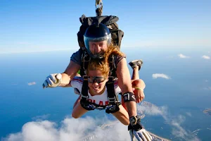 Skydive.Uy Paracaidismo en Uruguay image