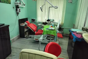 Dent City Dental Clinic image