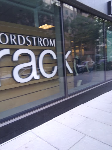 Department Store «Nordstrom Rack Downtown DC», reviews and photos, 1800 L St NW, Washington, DC 20036, USA