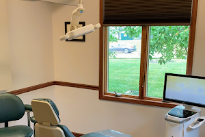 Middletown Ohio Dentist-David J. Roemisch, DDS-Dentist in Middletown OH image