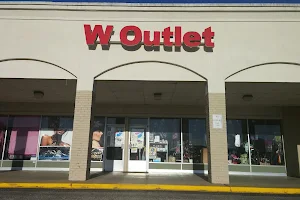 W Outlet image