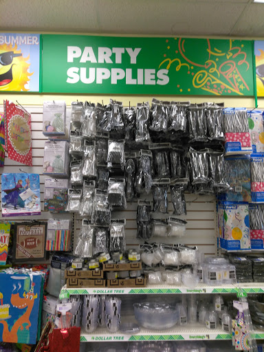 Dollar Store «Dollar Tree», reviews and photos, 4005 Manzanita Ave #32, Carmichael, CA 95608, USA
