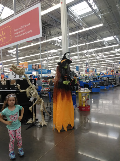 Department Store «Walmart Supercenter», reviews and photos, 1800 Tilden Ridge Dr, Hamburg, PA 19526, USA