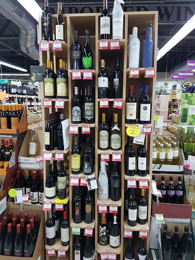 Wine Store «Wine Country», reviews and photos, 601 W Union Ave # 2, Bound Brook, NJ 08805, USA