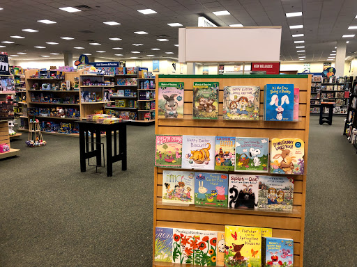 Book Store «Barnes & Noble», reviews and photos, 4370 Miller Rd, Flint, MI 48507, USA