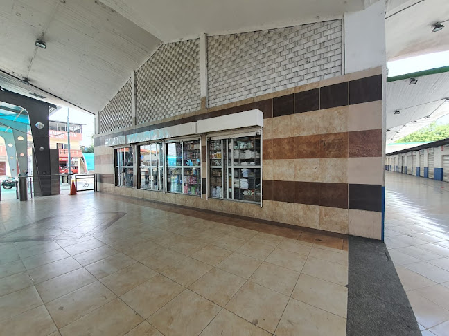 Comercial Paez del Terminal Terrestre Portoviejo - Tienda