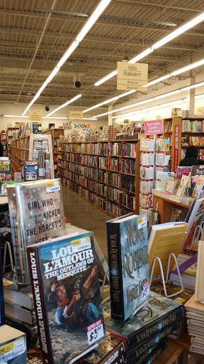 Book Store «Half Price Books», reviews and photos, 10201 University Ave, Clive, IA 50325, USA