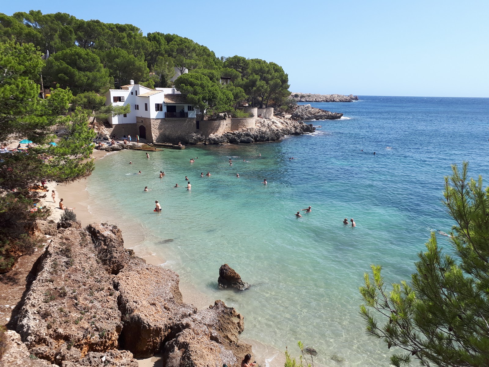 Φωτογραφία του Παραλία Cala Gat με επίπεδο καθαριότητας πολύ καθαρό