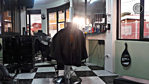 PRECISE BARBERSHOP CR barbería