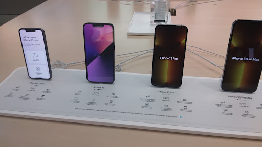 Computer Store «Apple Somerset», reviews and photos, 2800 W Big Beaver Rd, Troy, MI 48084, USA