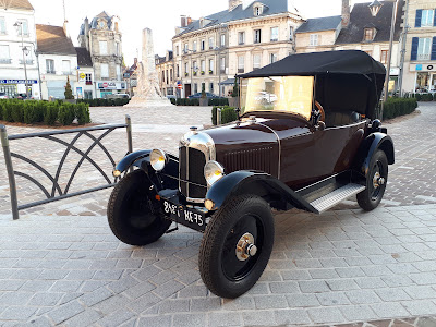 Seventy Eight à Mouy