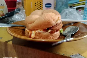 Mister Burger (Perempatan Cebongan) image