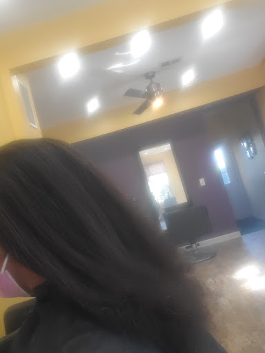 Hair Salon «Villalona Hair Salon», reviews and photos, 485 Hamilton St, Somerset, NJ 08873, USA