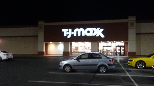 Department Store «T.J. Maxx», reviews and photos, 1680 Campbell Ln, Bowling Green, KY 42104, USA