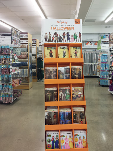 Fabric Store «Jo-Ann Fabrics and Crafts», reviews and photos, 2108 W 27th St g, Lawrence, KS 66047, USA