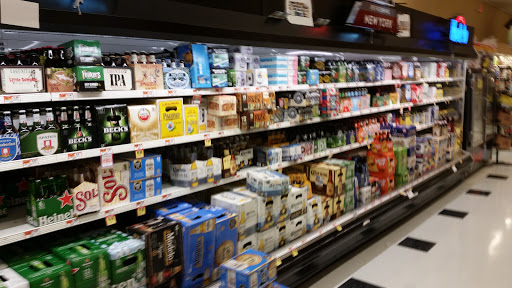 Shopping Mall «Rose Hill Shopping Center», reviews and photos, 600 Columbus Ave, Thornwood, NY 10594, USA