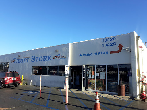 Thrift Store «Super Thrift Store Rescue Mission», reviews and photos, 13422 Saticoy St, North Hollywood, CA 91605, USA
