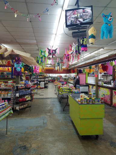 Los Reyes Market, 709 Gault Ave N, Fort Payne, AL 35967, USA, 