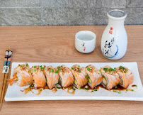 Plats et boissons du Restaurant japonais Sushi Room Amelot à Paris - n°3