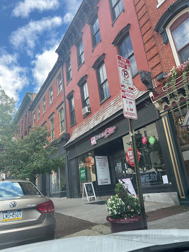 Pawn Plus, 46 W King St, Lancaster, PA 17603, USA, 