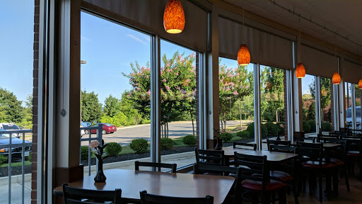 Fast Food Restaurant «Chick-fil-A», reviews and photos, 1002 Edwards Ferry Rd NE, Leesburg, VA 20176, USA