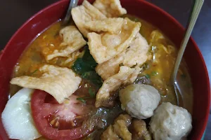 Bakso Pakde Belambangan image