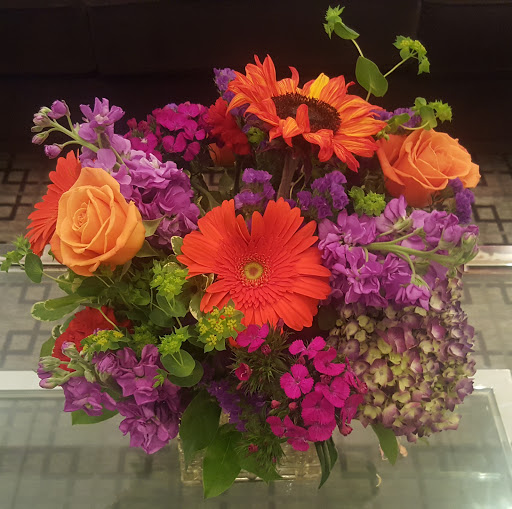 Florist «Glenview Florist / Flower Shop», reviews and photos, 1813 Waukegan Rd, Glenview, IL 60025, USA