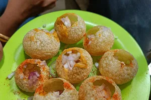 Nathu's Golgappas image