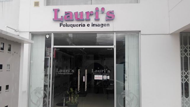Opiniones de Lauri's Peluqueria & Imagen en Quito - Barbería