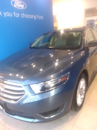Ford Dealer «AutoNation Ford North Canton», reviews and photos