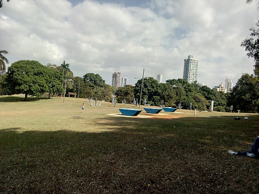 Parques con mesa de ping pong en Panamá