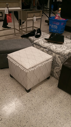 Clothing Store «Ross Dress for Less», reviews and photos, 4607 Century Blvd, Antioch, CA 94509, USA