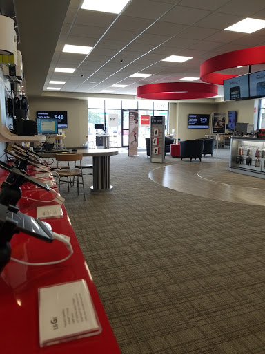 Cell Phone Store «Verizon Authorized Retailer – Cellular Sales», reviews and photos, 2644 NY-32, New Windsor, NY 12553, USA