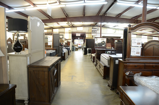 Furniture Store «Akins Furniture (Dogtown)», reviews and photos, 3450 Co Rd 81, Fort Payne, AL 35967, USA