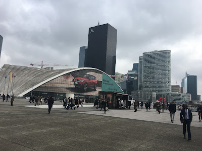 IÉSEG School of Management - Grande Arche à Puteaux