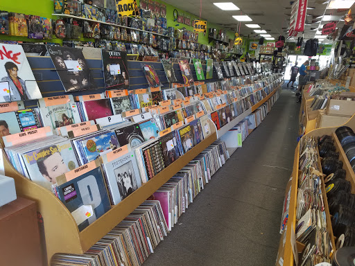 Record Store «Flipside Records», reviews and photos, 41 E 14 Mile Rd, Clawson, MI 48017, USA