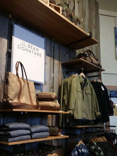 Clothing Store «L.L. Bean», reviews and photos, 280 School St, Mansfield, MA 02048, USA