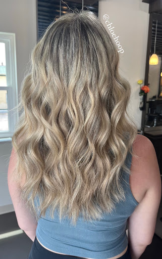 Hair Salon «Lunatic Fringe Salon Sharonville», reviews and photos, 11051 Reading Rd, Sharonville, OH 45241, USA