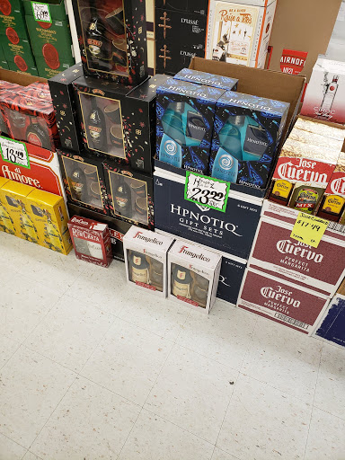 Liquor Store «Ralson Liquor Store #36», reviews and photos, 4729 N Shepherd Dr, Houston, TX 77018, USA