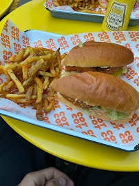Sandwich au poulet du Restaurant de hamburgers COT COT à Paris - n°9