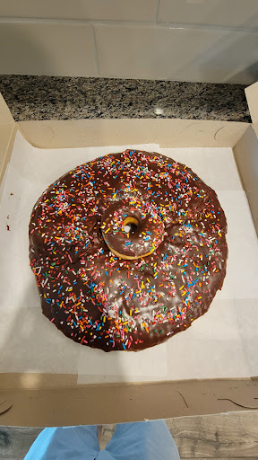 Donut Shop «Alvernon Donut Shop», reviews and photos, 1450 S Alvernon Way, Tucson, AZ 85711, USA