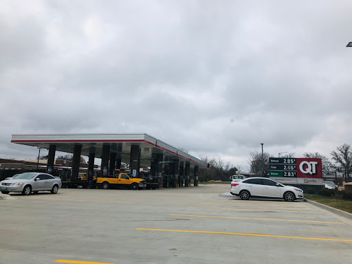 Gas Station «QuikTrip», reviews and photos, 11525 Dorsett Rd, Maryland Heights, MO 63043, USA