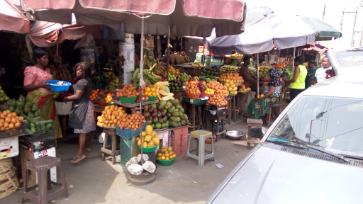 Fruit and Vegetable Garden Market, Opp. NIIT Kaduna Street, D-Line, Woji 500084, Port Harcourt, Nigeria, Seafood Restaurant, state Rivers