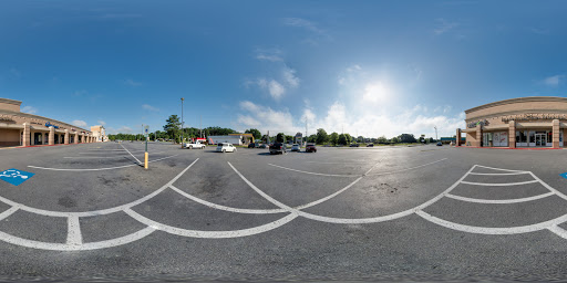 Pawn Shop «Braswell & Son Pawnbrokers», reviews and photos, 9101 W Markham St, Little Rock, AR 72205, USA