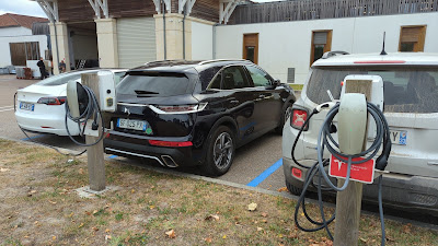 Tesla Destination Charger à Labarde