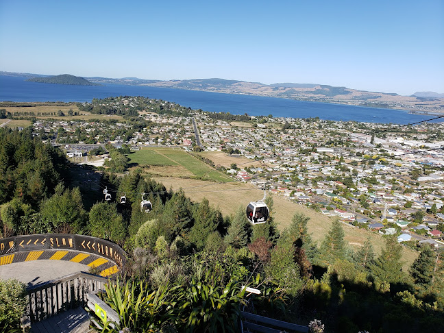 Reviews of Volcanic Hills Winery Tasting Room (at the top of the Skyline Gondola) in Rotorua - Liquor store