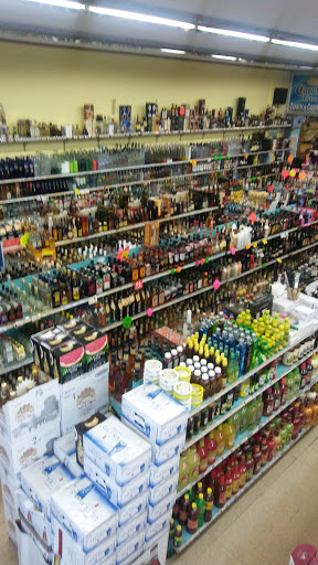 Liquor Store «Town & Country Liquors», reviews and photos, 2944 W 47th St, Chicago, IL 60632, USA