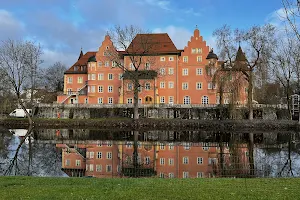 Wasserschloss Taufkirchen image